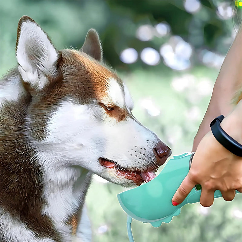 Garrafa Multifuncional para Pets - Snack Bottle©